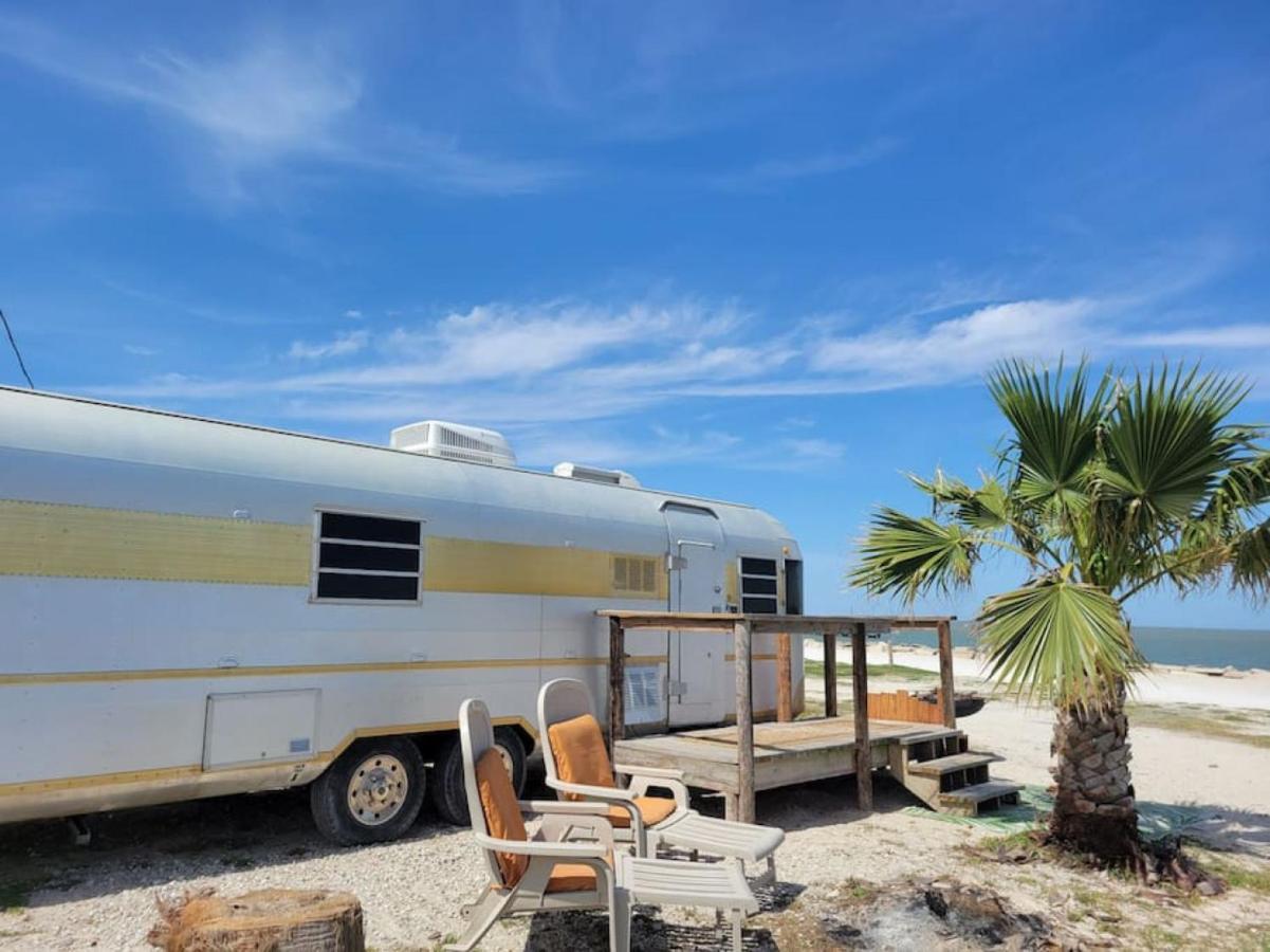 Maggie At The Beach - 1973 Vintage Rv 拉瓦卡港 外观 照片